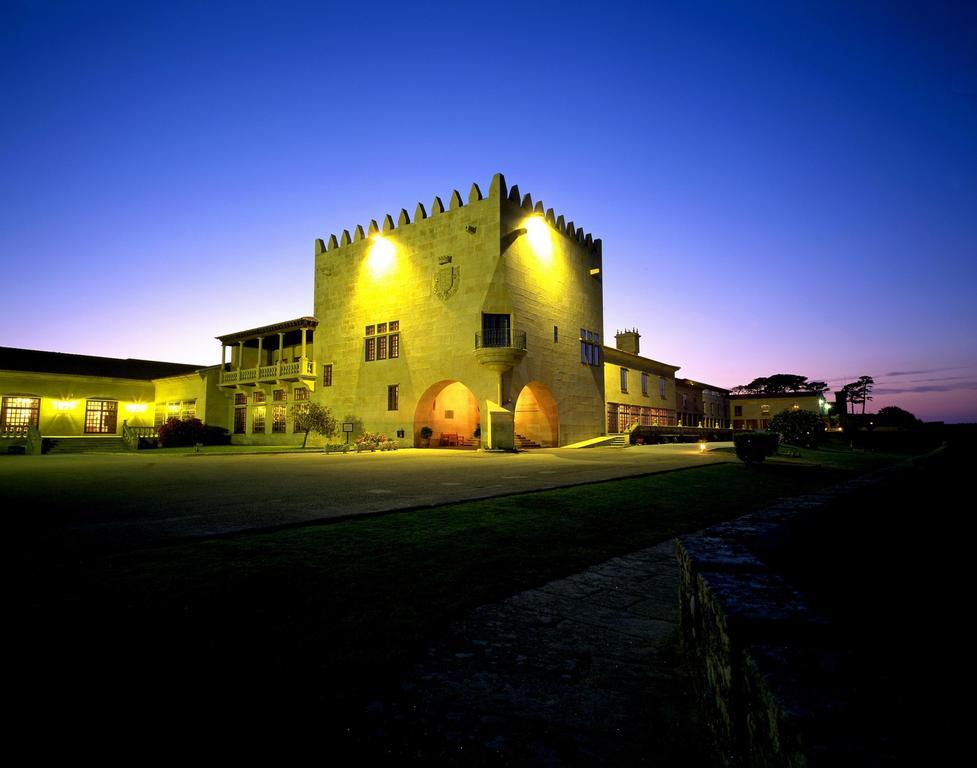 فندق Parador De بايونا المظهر الخارجي الصورة